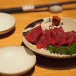 石臼挽き手打 蕎楽亭 - 会津産馬刺し