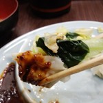 せんじゅ 麺処 猪太 - 水餃子（タレは、濃厚なみそ味！)