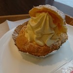 イタリアントマトカフェジュニア - カスタードクリームがこんもり盛られている