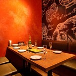 自家製ロティサリーチキン 名古屋 QUEEN OF CHICKENS 名駅店