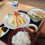 Kanakumamochi - えび天定食