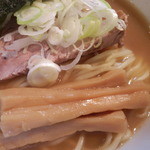 こうかいぼう - 存在感があるメンマ