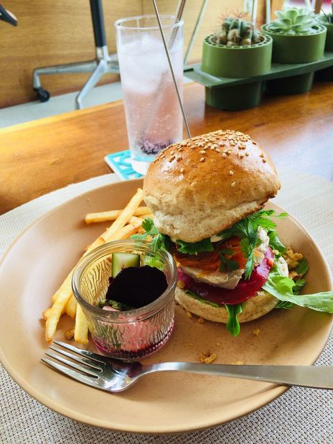 閉店 Boso C Baseのチキンバーガー屋さん Boso C Base 茂原 カフェ 食べログ