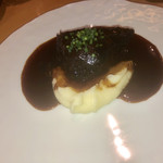 フランス料理Y's - 
      牛ホホ肉の赤ワイン煮込み
      マッシュポテト添え