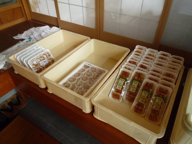 佐貫食品 - 大曲（和菓子）の写真