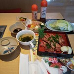 夾竹園 - 中トロ定食１１１０円
