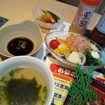 夾竹園 - サラダ、ワカメスープ、キムチ