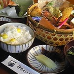 野あそび棚 - 伊勢路のご馳走２２００円です。