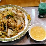 比他棒 - 五目あんかけ焼きそば　990円　大盛り無料です　(^_^)ニｺニｺ