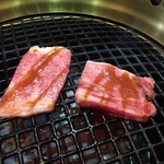一升びん　本店　はなれ - あみ焼　松阪牛特選カルビ