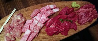 お肉と私の酒場 ハセガワ - 自分焼きステーキ４種盛