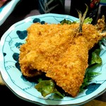 大衆酒場 まるちゃん - アジフライ　180円　イワシフライ　180円　メギスフライ　180円