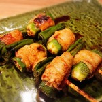 炭火焼鳥と水炊き 五郎一 - オクラの豚バラ巻き