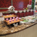 Sofitel Legend Metropole - アフタヌーンティーサービスの時間でした