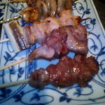 炭火やきとり　やきとん　東京　虎一 - おまかせ串