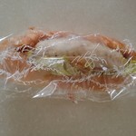 Pan Koubou Minamikaze - ソーセージを挟んだパン