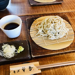 そば草香 - お蕎麦❤︎揚げたて天ぷらとお蕎麦のセットのお蕎麦は
      そば切り か かけそばが選べます
      