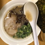 上を向いていこう - とんこつ ハーフ