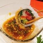 創作Dining Sushi　きくち - 卵黄を溶いた中に