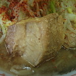 ラーメン二郎 - 豚アップ