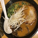 上を向いていこう - とんこつ 辛い 3辛 辛麺