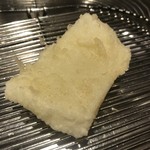 てんぷら 深町 - すみいか。厚みがあるのに柔らかさがしっかりと残っています。