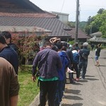 三嶋製麺所 - 行列①（三嶋で初めて見ました）