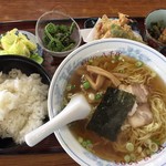 食事処八千代 - ラーメン定食(2018.5.9)