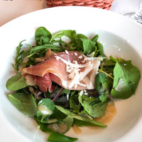ブラッスリー ポール・ボキューズ 大丸東京 - 生ハム＆グリーンサラダ