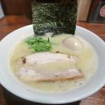 麺や而今 - 【(限定) たいいいいラーメン + 味付半熟煮玉子】￥850 + ￥100