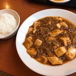 タカナリ - 四川麻婆豆腐(税抜921円)