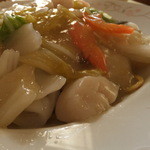 四川料理 桃源郷 - 海の幸焼きそばのアップ　【　２０１１年１２月　】