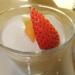 四川料理 桃源郷 - 正宗杏仁豆腐　【　２０１１年１２月　】