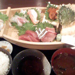 魚匠 隆明 北野坂本店 - 舟盛りランチ　１３００円は安いです＾＾