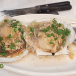 Chuen Kee Seafood Restaurant - 春雨とニンニク蒸し帆立　帆立がホントにデカくてプリップリ！美味い！