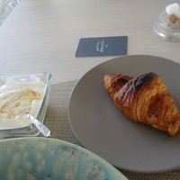 レストラン TIN’IN - クロワッサンとヨーグルト レストラン TIN’IN - クロワッサンとヨーグルト