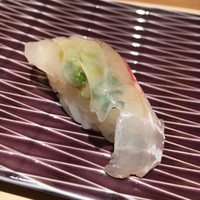 鮓処 ひろ志 - ・カレイの昆布〆：好みの塩加減。美味しいです。