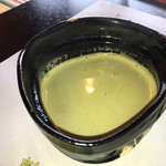 お抹茶処　宗祇庵 - 和三盆ほうじ茶ラテ（税込 600円）評価＝◯