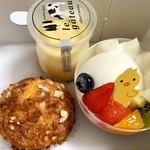 ジャンヌダルクカフェ - プリン、シュークリーム、レアチーズ