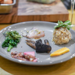 小泉料理店 - 前菜の盛り合わせ
