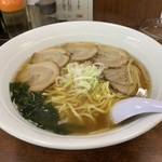 会津喜多方らーめん - 「チャーシューめん」850円「麺の大盛」120円（税込）