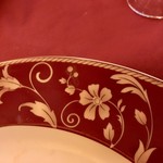 IL RISTORANTE DEI MERCANTI  - Torino Football Club S.p.A (Toro 雄牛) は、エンジ色です。