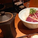 Toriaezugohei - 鰹のたたき漬け丼