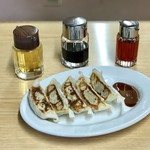 いろは本店 - ぎょうざ　¥350