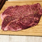 黒毛和牛食べ放題Z - 肩ロース デカすぎ！