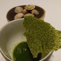 ad hoc  - この、海苔せんべい！香りよし、味よし。スープと一緒で更によしよし。
