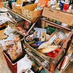 家谷酒店 - お菓子類も販売されています