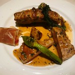 ア・タ・ゴール - ケベック産乳のみ仔牛のロティ