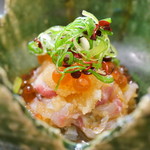 鮨松榮 - 真鯛と生いくら 辛味大根