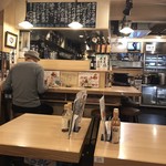 Marutomi Shokudou - 店内